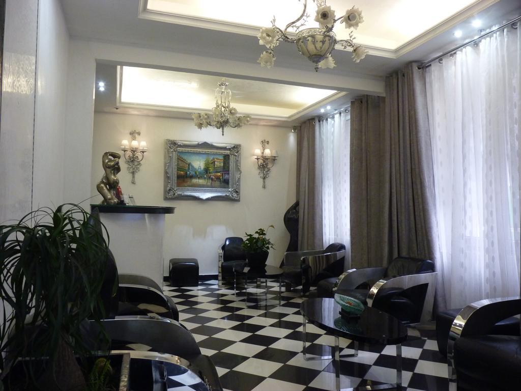 Camelia Prestige - Place de la Nation París Exterior foto